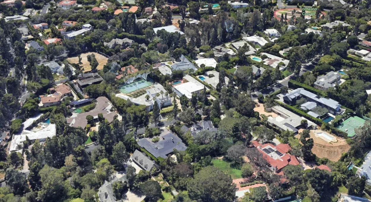 Zoomed Out View Of Jeff's House