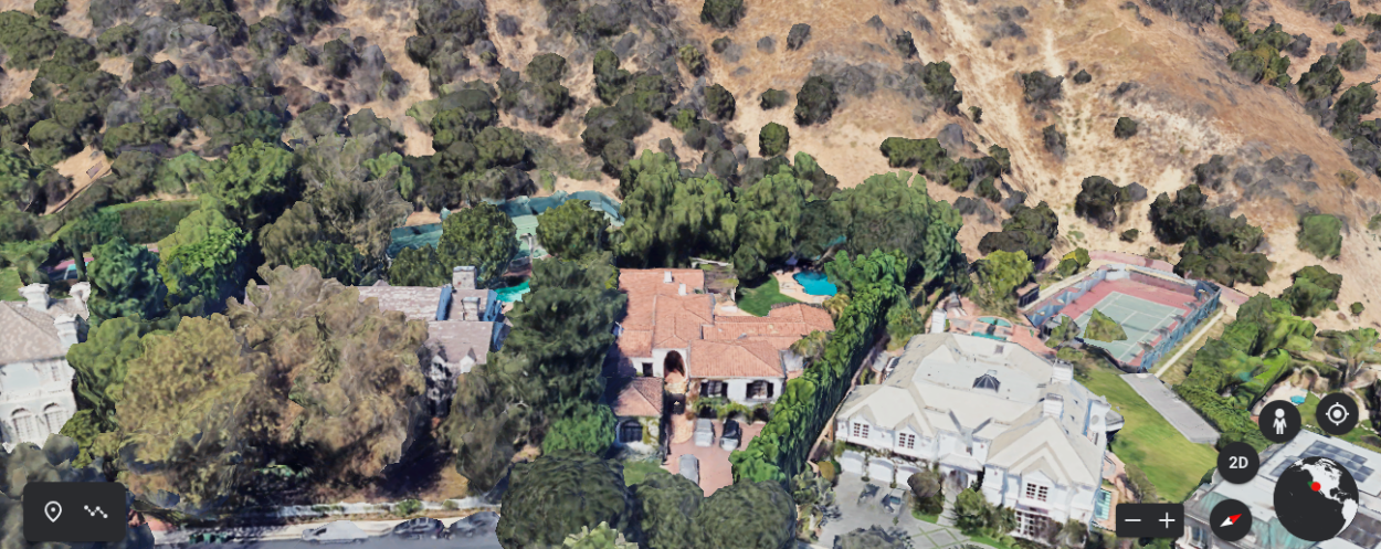 Image Credit: Google Earth (Front shot of Jenner's house).