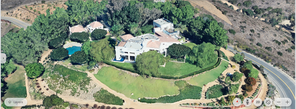 Front shot of Rose's house (Image Credit: Google Earth)