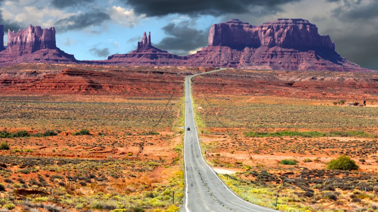 Monument Valley on the border between Arizona and Utah.